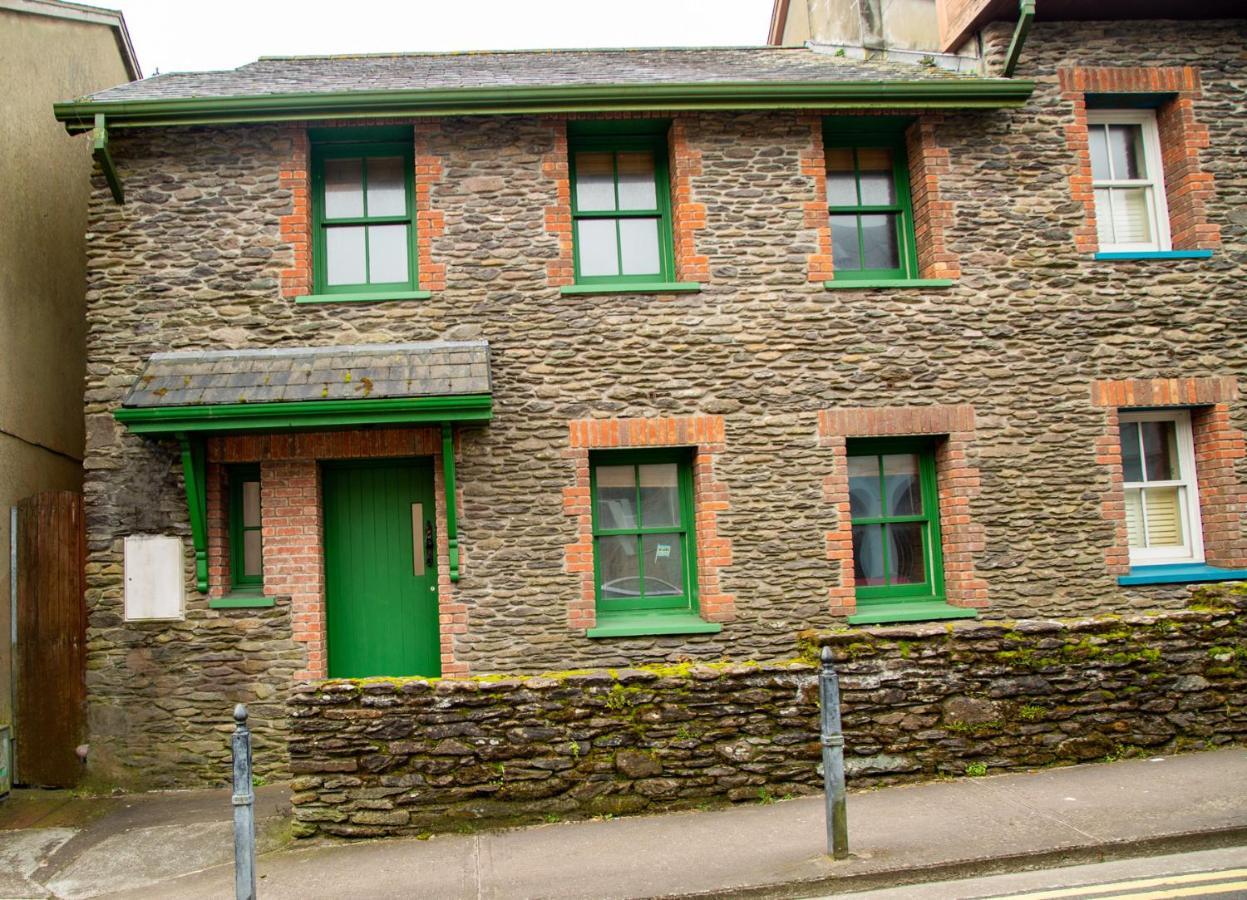 Dingle Town Holiday Home By Trident Holiday Homes Экстерьер фото